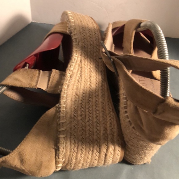 Woman’s tan coconuts espadrilles wedge sandals - Picture 10 of 16